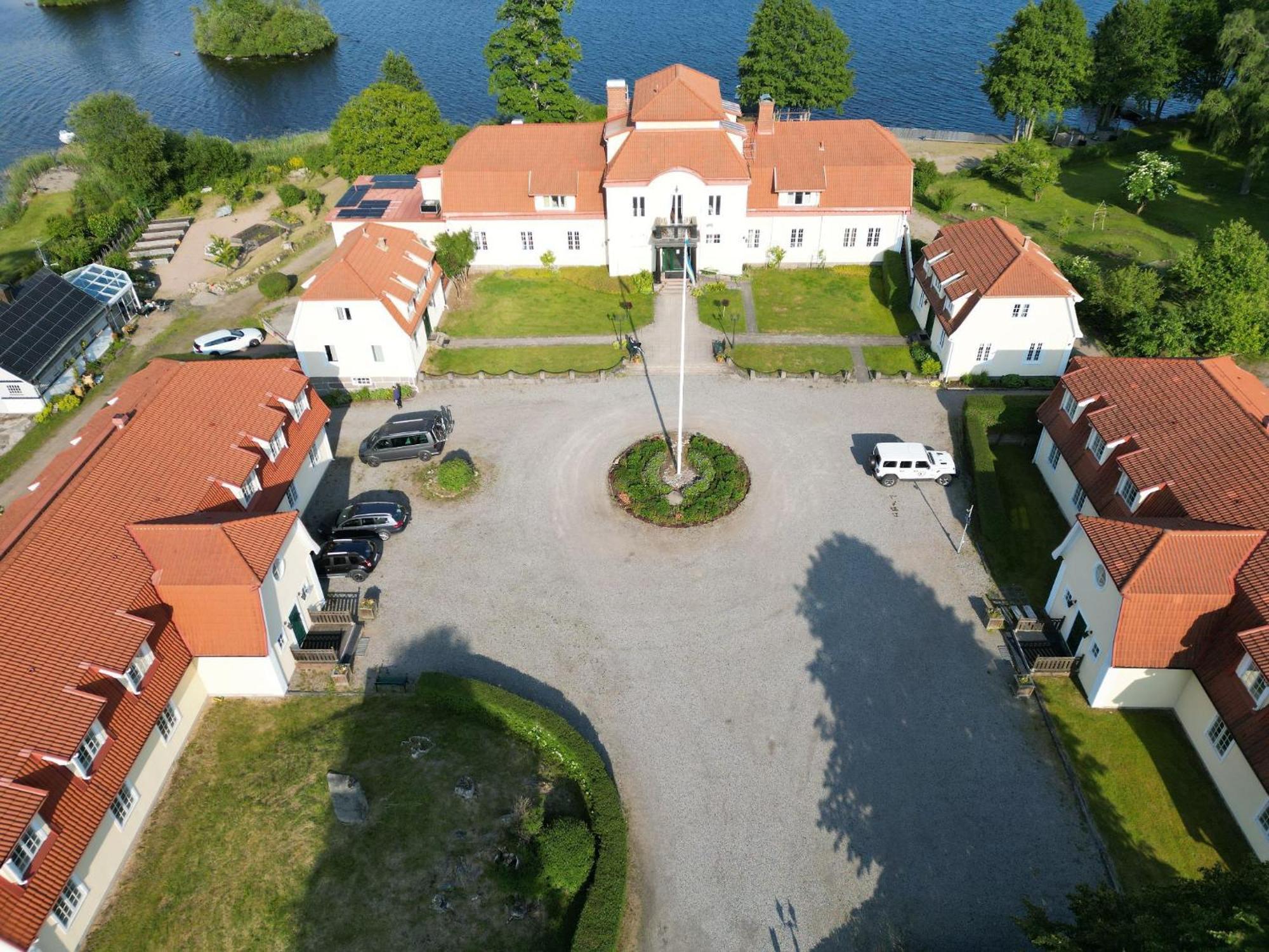 Moeckelsnaes Herrgard Dio Exterior photo